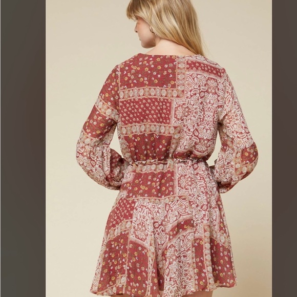 Entro women’s size small paisley and floral print mini dress - Picture 2 of 4